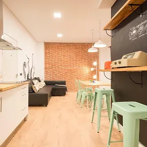 Apartment Lab 36